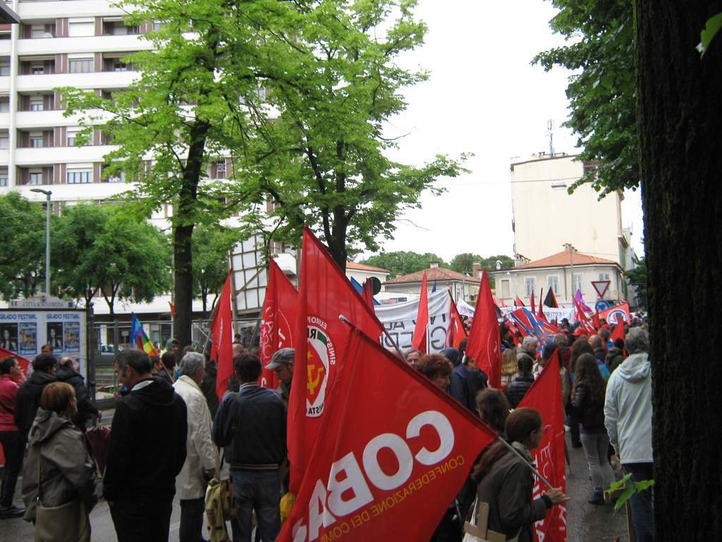 gal/23_maggio_2015_Manifestazione_Antifascista_Gorizia/p-IMG_3373.JPG