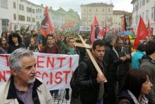 thumbnail.php?thumbnail=gal/23_maggio_2015_Manifestazione_Antifascista_Gorizia/p-IMG_fb1.JPG