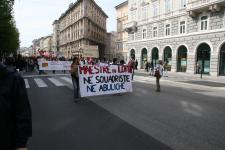 thumbnail.php?thumbnail=gal/Sciopero_generale_5_maggio/IMG_6119.JPG