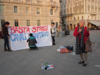thumbnail.php?thumbnail=gal/21_aprile_2015-Basta_stragi/P-IMG_1064.JPG
