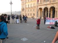 thumbnail.php?thumbnail=gal/21_aprile_2015-Basta_stragi/P-IMG_1069.JPG