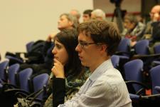 thumbnail.php?thumbnail=gal/27_novembre_2015-Il_caso_TTIP/P-IMG_2742.JPG.jpg