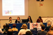 thumbnail.php?thumbnail=gal/27_novembre_2015-Il_caso_TTIP/P-IMG_2762.JPG.jpg