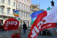 thumbnail.php?thumbnail=gal/8_marzo_2015_donne_contro_la_guerra/IMG_0431.JPG